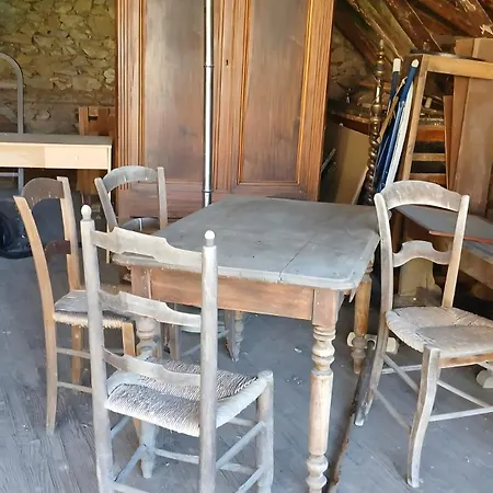 Aile 2 Personnes Maison Ancienne Casa vacanze Balagueres